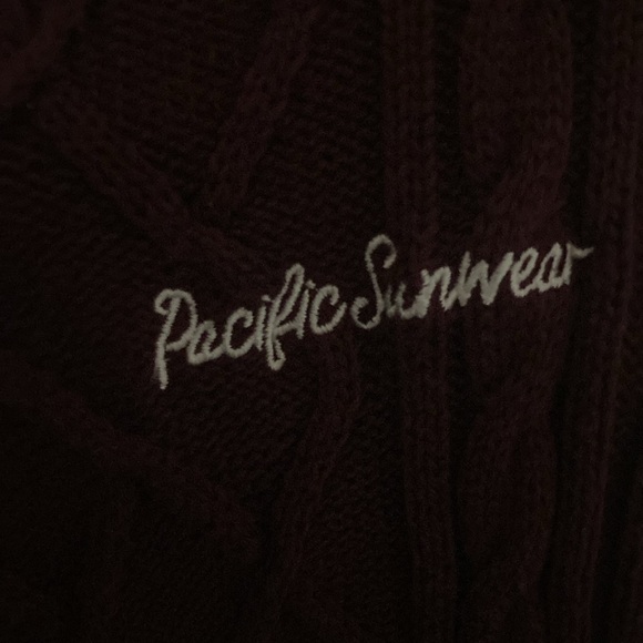 PacSun Unisex Burgundy knitted cardigan - Picture 3 of 4